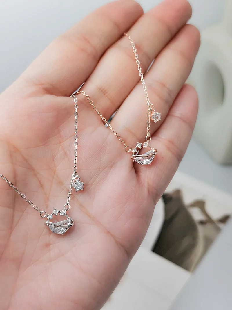 

925 silver necklace, women's pure silver collarbone chain, niche, clear spring necklace set with zircon stars, small and fresh