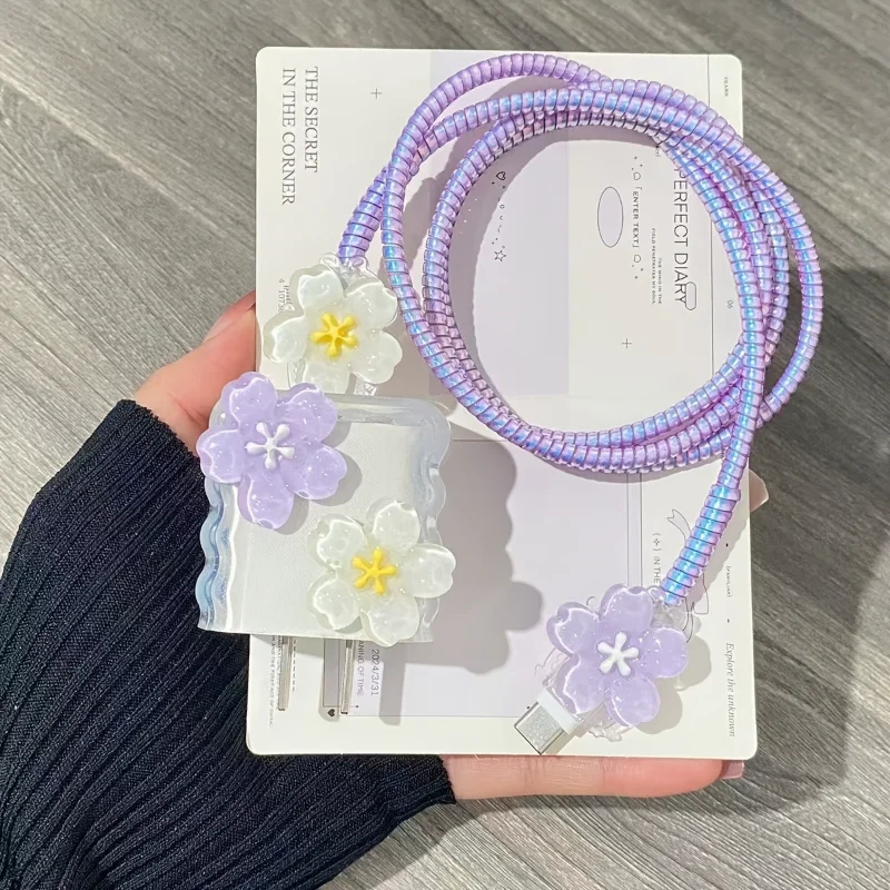 Suitable for iPhone 17/16/15/14/13 Data Cable Protection Case Wave Yellow White Flower For Apple 18W/20W Charger Protect case