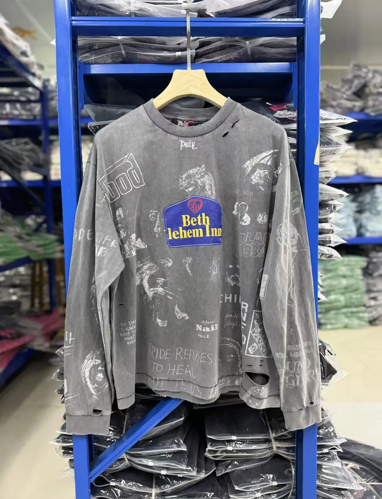 New Men paly long sleeves Washed Ripped‌ T Shirts T-Shirt Hip Hop Skateboard Street Cotton T-Shirts Tee Top US size A105