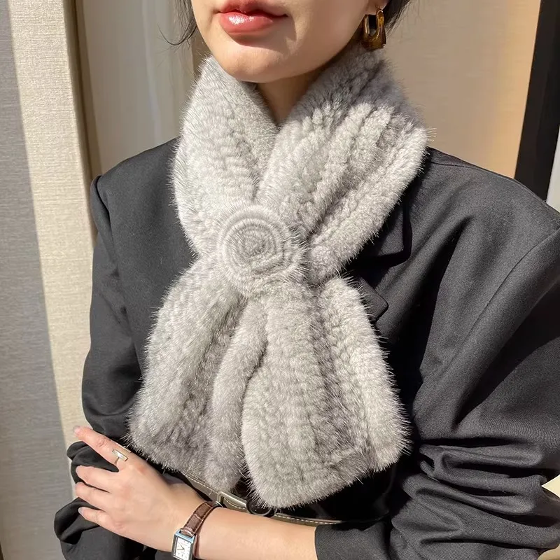 Real Fur Warm Scarf for Women Cross Style One Flower Knitted Design New Fashion Mink Fur Neck Warmer Winter Accessories Scarves