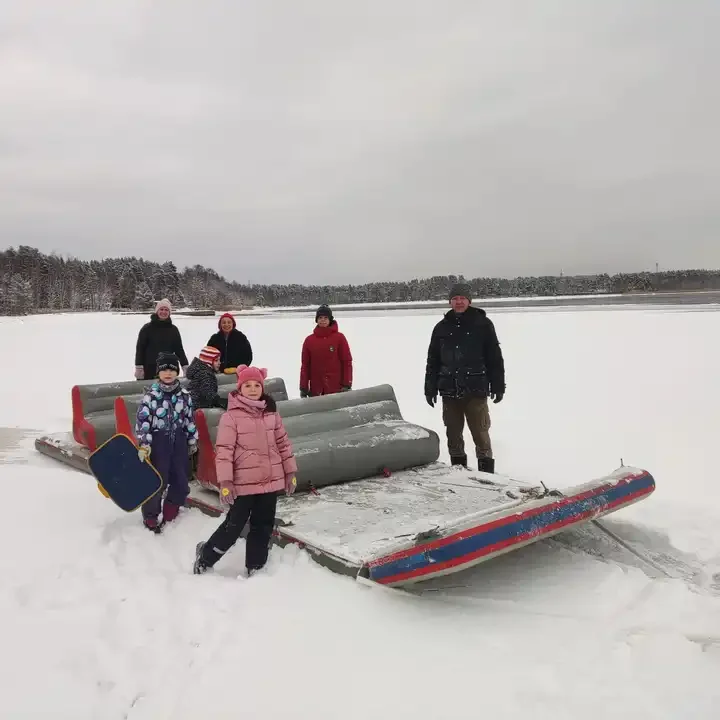 Inflatable Snow Sledge, Winter Fun Sled Paddle Board with Sofa for Adults and Kids, Outdoor Snow Tube