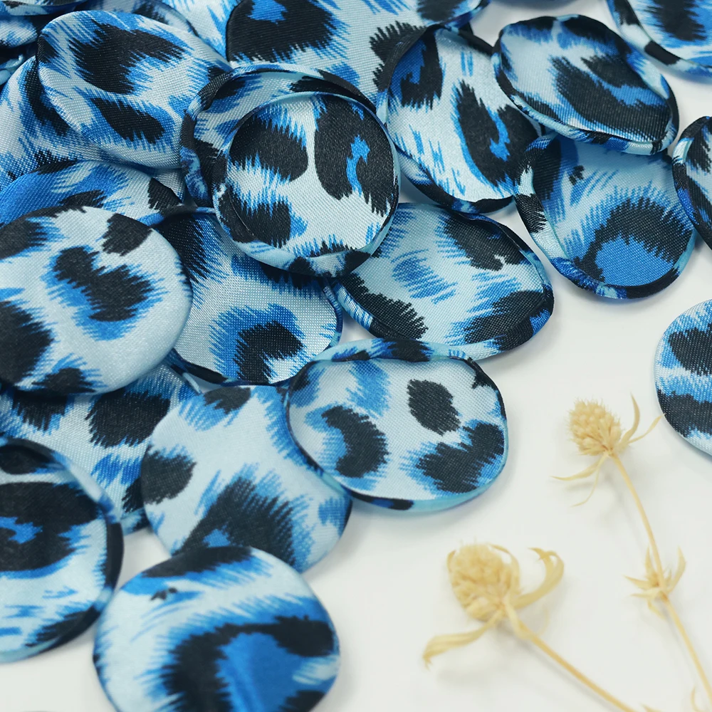 100pcs/bag Leopard Print Rose Petals Wedding Decorations Wedding Accessories Marriage Party Photography Props