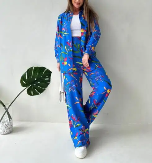 

2025 Fashionable Bright Printed Lace Up Large Loose Shirt Straight Pants Set
