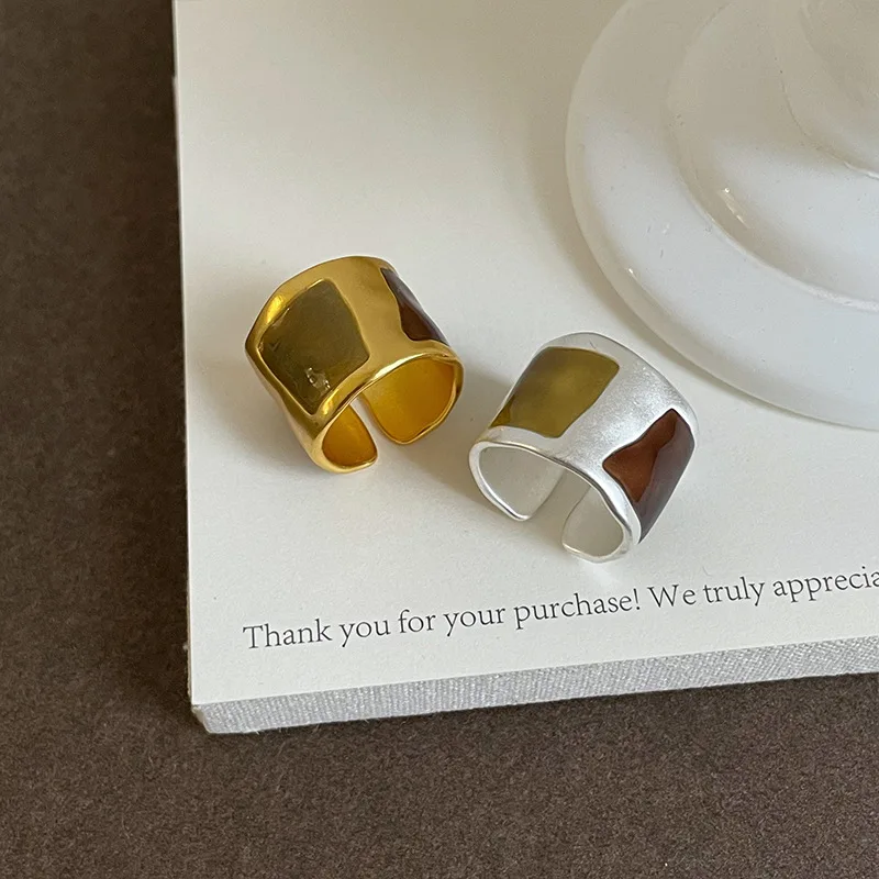 Niche Design Contrast Color Resin Wide Band Ring for Women Light Luxury Vintage Trendy Versatile Fashion Jewelry Daily Party