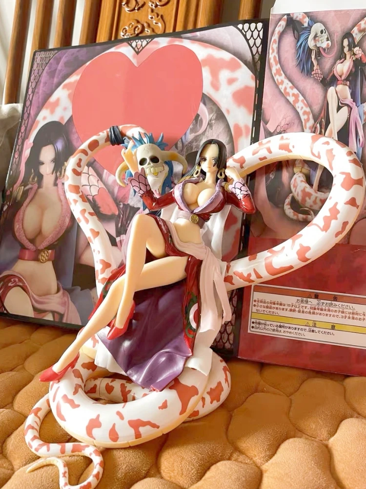 One Piece Figure Empress Snake Explosive Clothes Nine Snakes Boya Hancock Sitting King Qiwuhai Trendy Figure Model Decorative