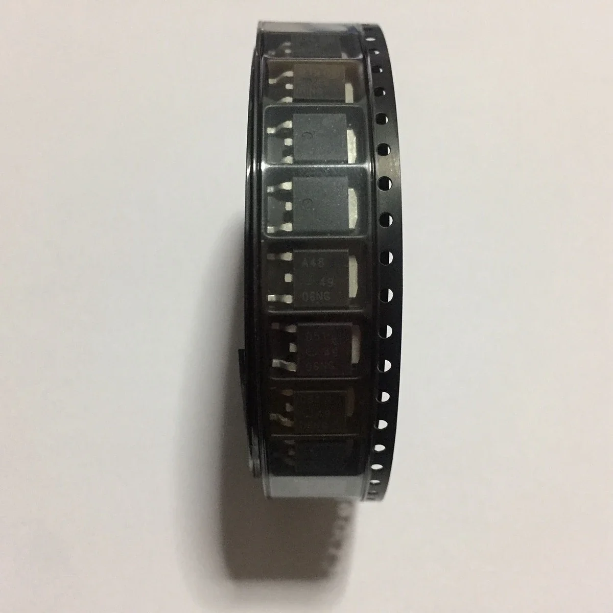 Бесплатная доставка 10 шт./лот NTD4906NG 4906NG TO-252 полевой транзистор