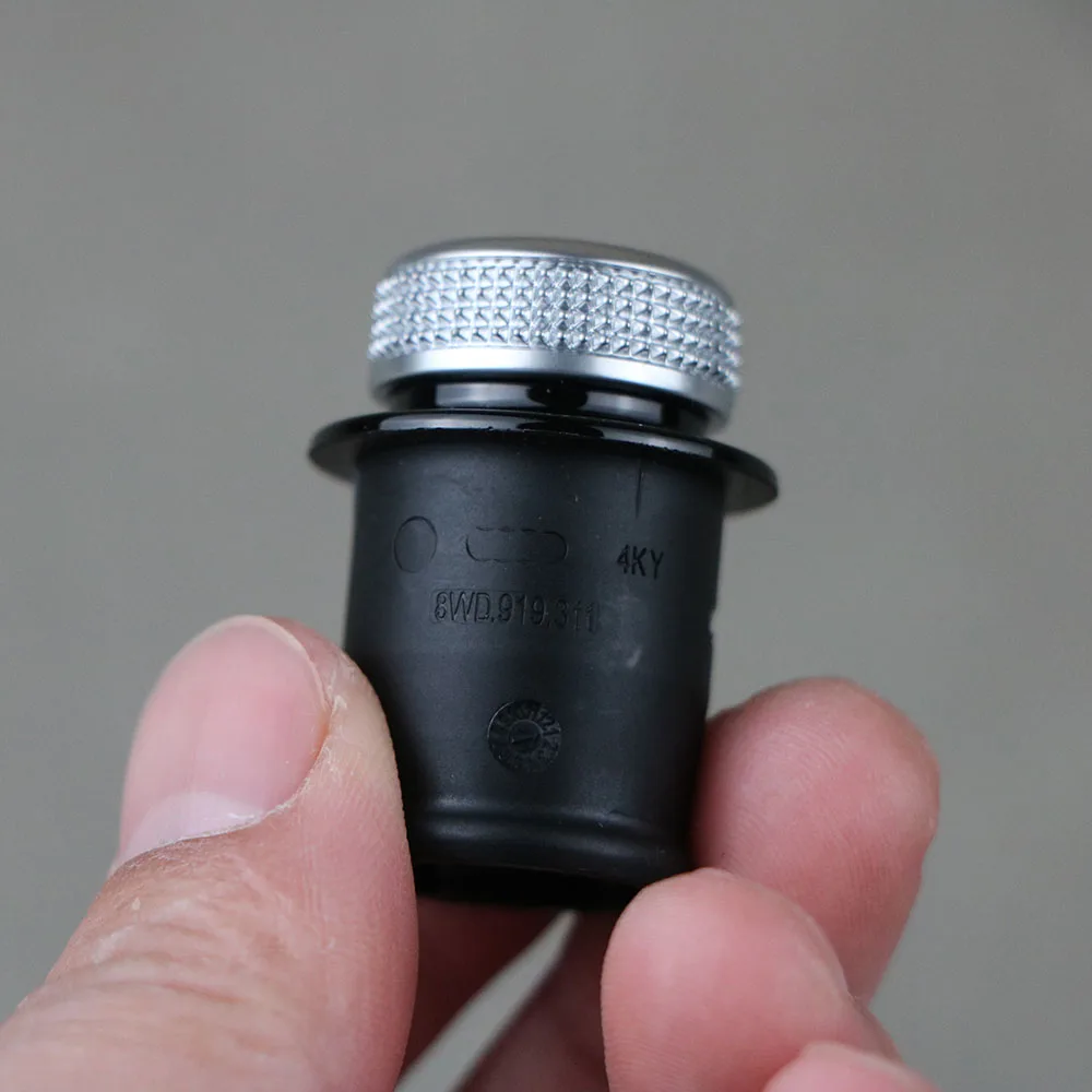 2 قطعة غطاء ولاعة السجائر مطلي بالكروم ولاعة السجائر التوصيل 8 واط 0919311   لأودي A3 A4 A5 Q2 Q7 R8 8W0 919 311 12V