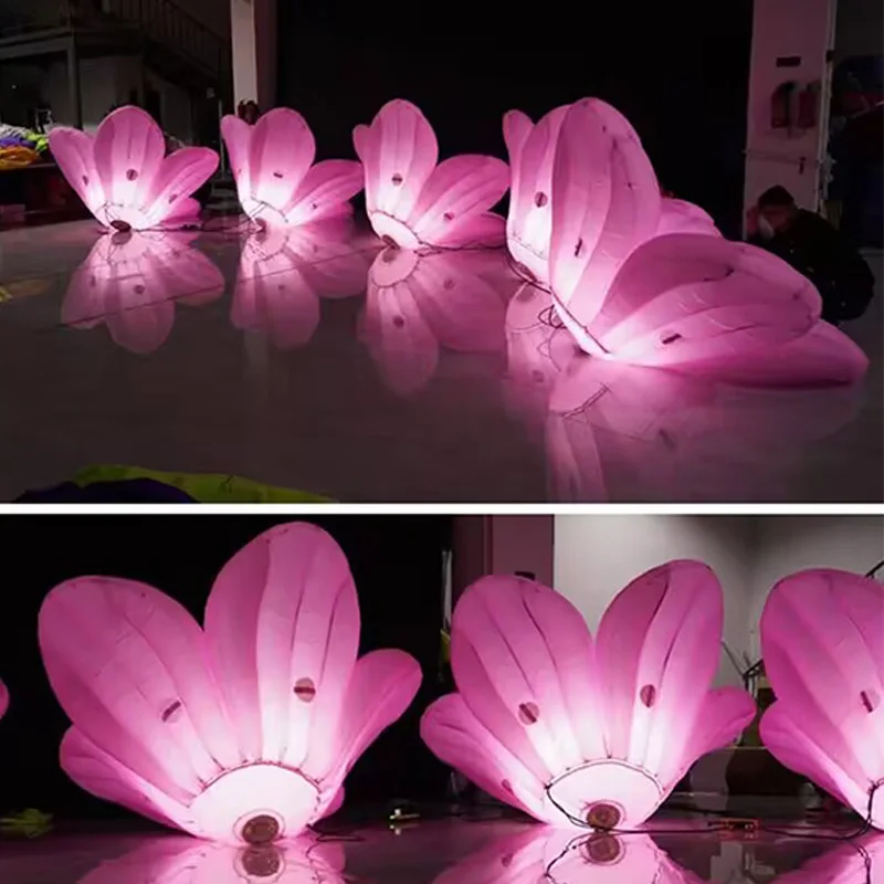 زهور قابلة للنفخ مع منفاخات، نماذج هوائية نباتية، دعامات تزيين عشب مربعة لمركز التسوق في الهواء الطلق