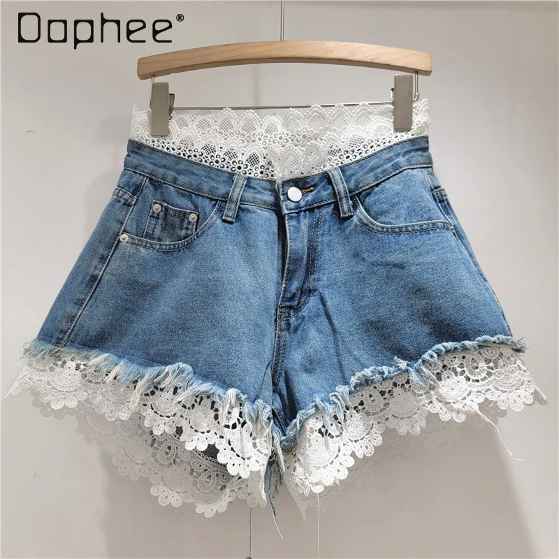 

European Station Denim Shorts 2025 Summer New Splicing Hook Lace Lace High Waist Skinny Burr Hot Pants Women Booty Shorts