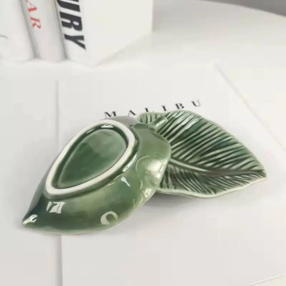 INS Ceramic Leaf Jewelry Dish Nordic Style Creative Jewelry Display Tray Tree Leaf Patterns Green Soap Dish Living Room