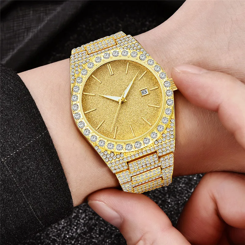 Men Big Brand Watches Hip Hop Diamond Fashion Alloy Band Date Golden Luxury Vintage Quartz Watch Montres de Marque de Luxe 2024