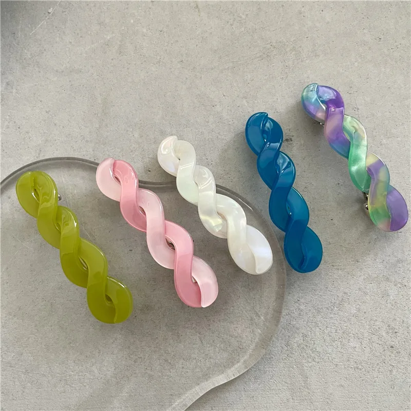 Fashionable temperament twist hairpin side clip texture acetic acid word clip spring clip Korean version new hair accessories