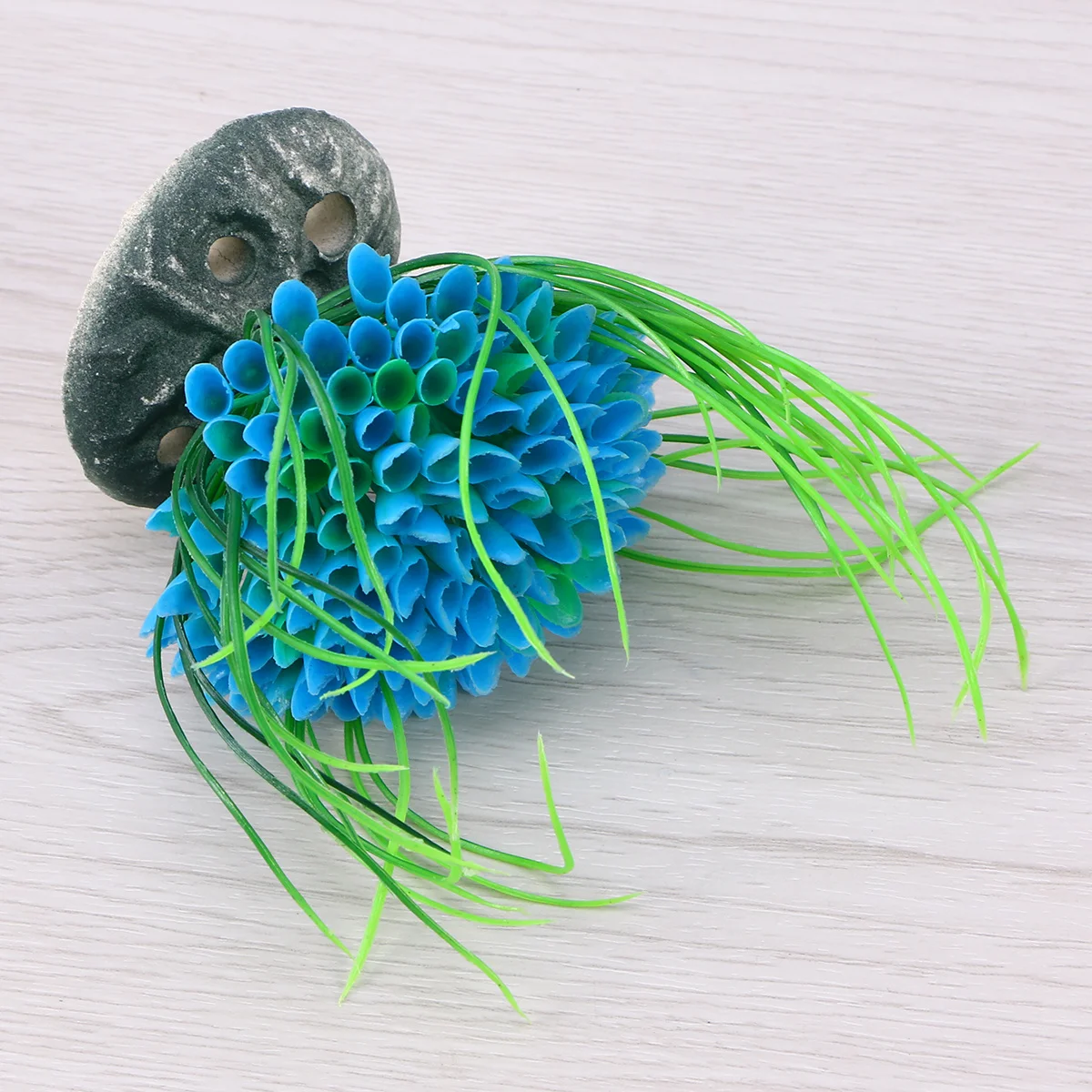 

Artificial Aquarium Plants Friendly Plastic Fish Tank Decorations Lifelike No Fade Easy to Clean with Base