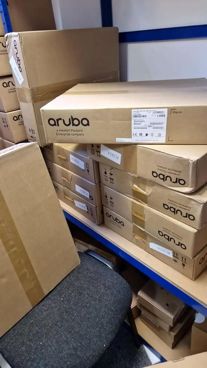 Brand New HPE Aruba 10G SFP+ LC LR 10km SMF Transceiver J9151E from the Networking Ethernet & Communication Modules Category