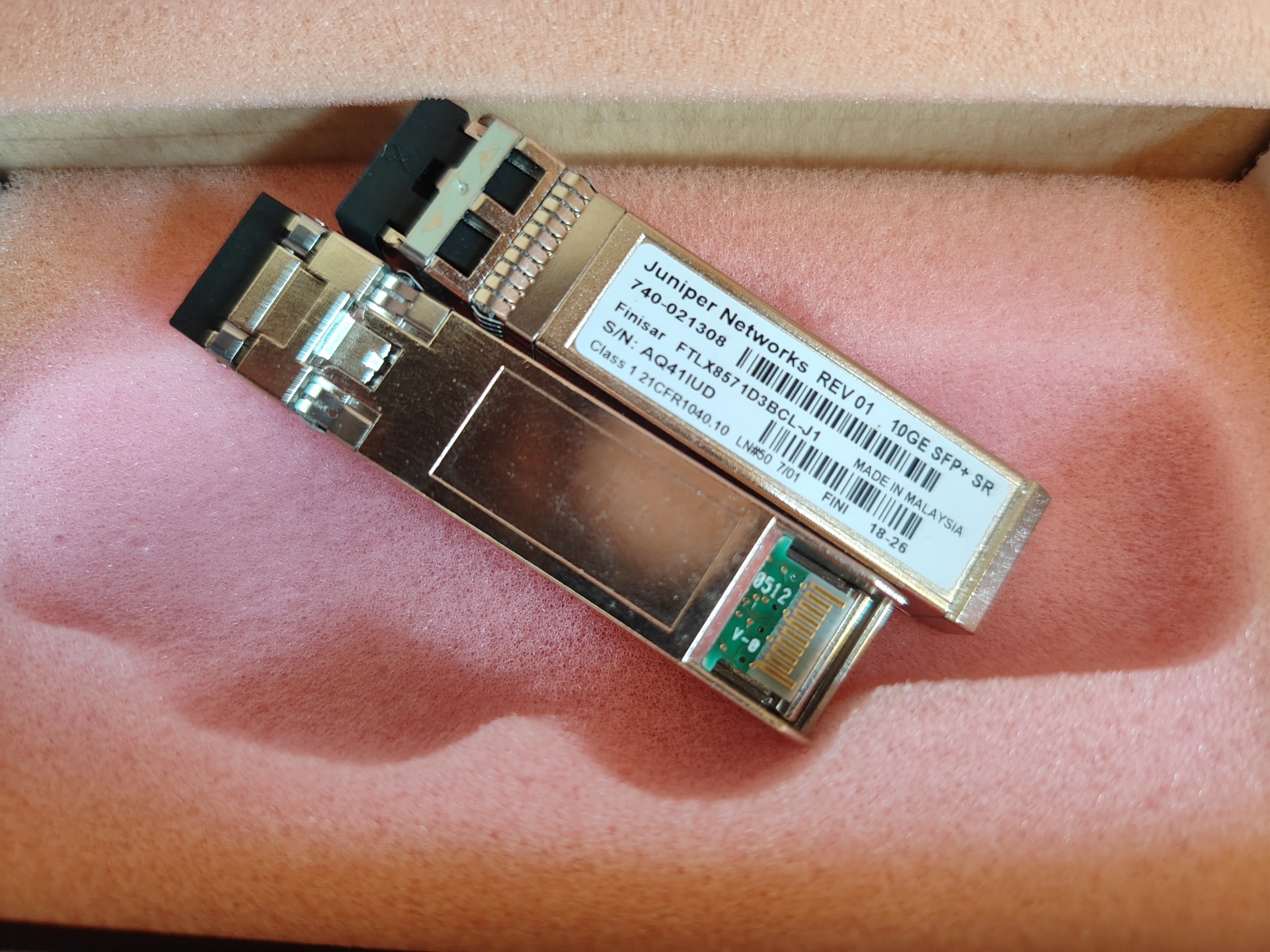 

Original JUNIPER 10g SFP EX-SFP-10GE-SR 740-021308 FTLX8571D3BCL-J1 10GE SR Compatible 10g SR SFP+ 850nm 300m Sfp Fiber Switch