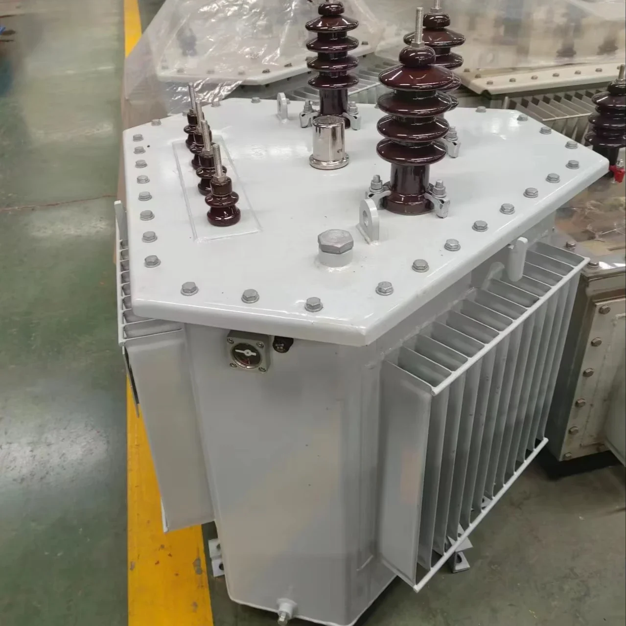 Fabulous Quality Whole Sale Price 25000 kVA 3 Phase Duplex Winding Oil Liquid Type Transformer 110kV to 10.5kV