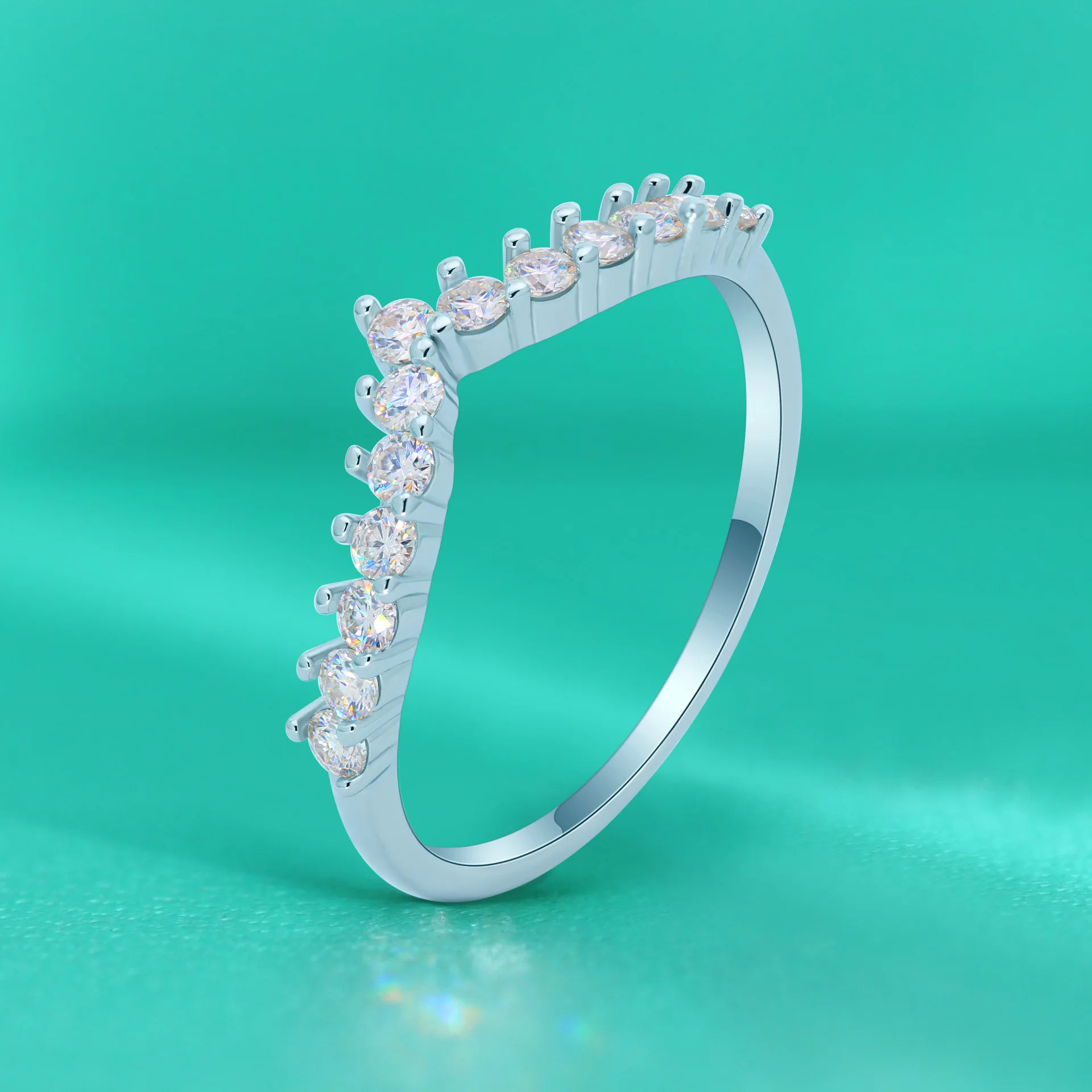 

Platinum 950 Moissanite Ring with Delicate V-Shaped Small Diamond Band