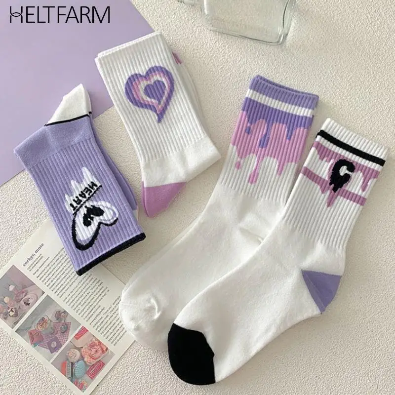 Chaussettes en coton à imprimé cœur violet pour femmes, chaussettes à tube moyen, chaussettes hip hop américaines, vêtements de rue, chaussettes de