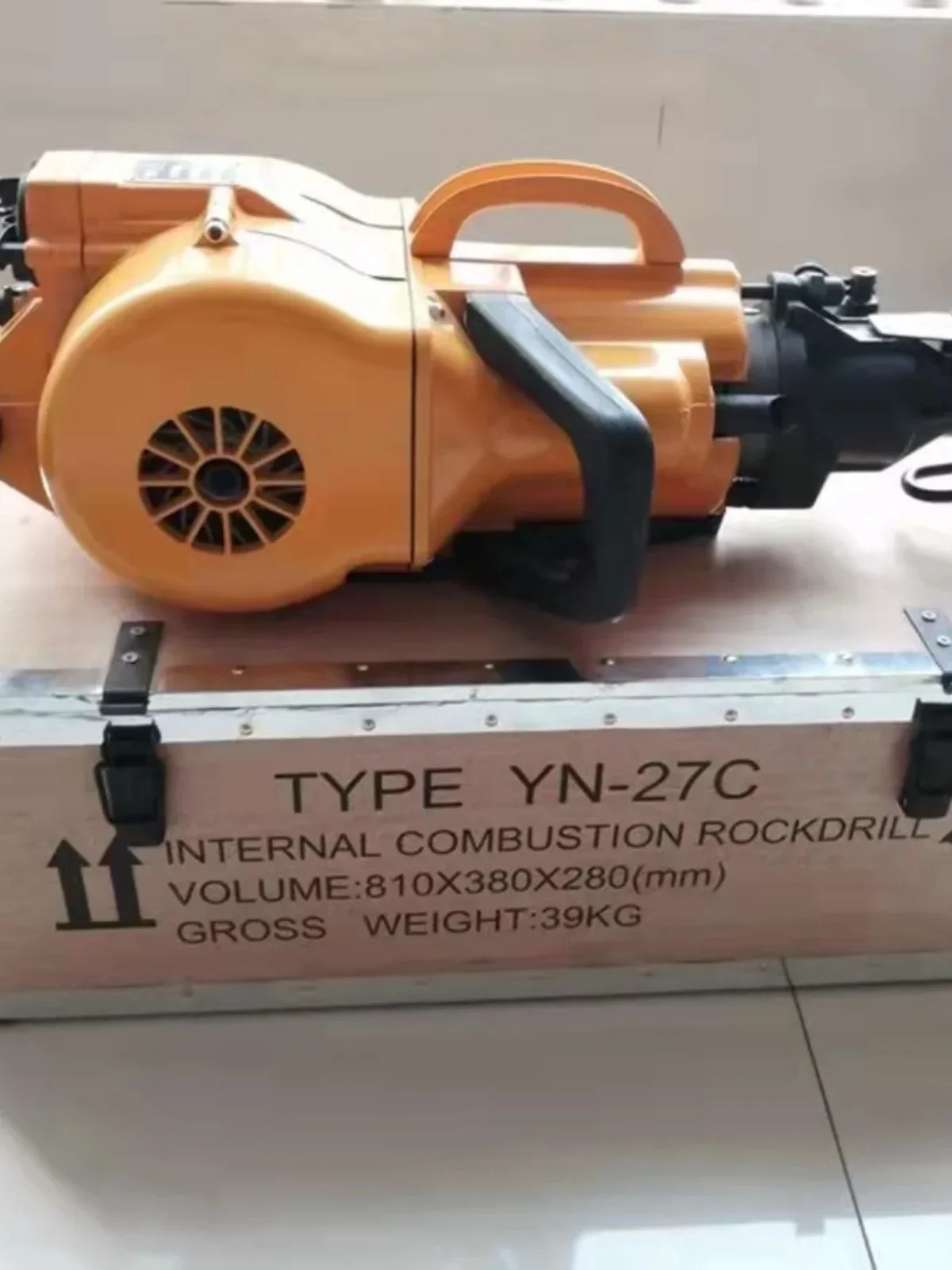 Yn30a Gasoline Machine Rock Cement Pavement Drilling Machine Handheld Oily Pick Axe Dual-Purpose Diesel Rock Drill