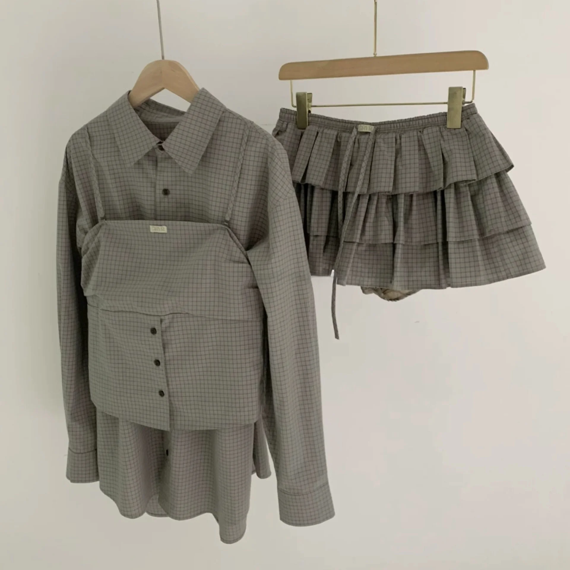 

Unique Design Long Sleeve Shirt Elastic Waist Layered Half Skirt Button Strap Vest Korean Style Loose Fit Cotton Women's Shirt