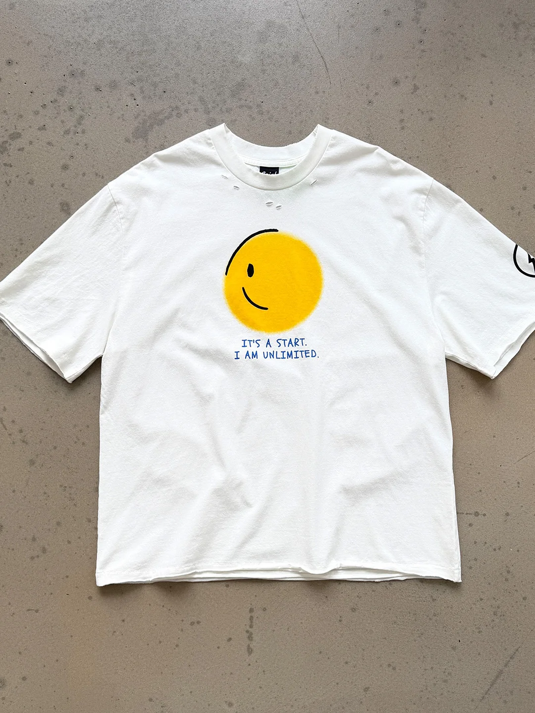 

Washed Short Sleeve T-Shirt Unisex Trendy round Neck Cotton Sweatshirt Men's Women's Limited Edition Collaboration IT'S a START