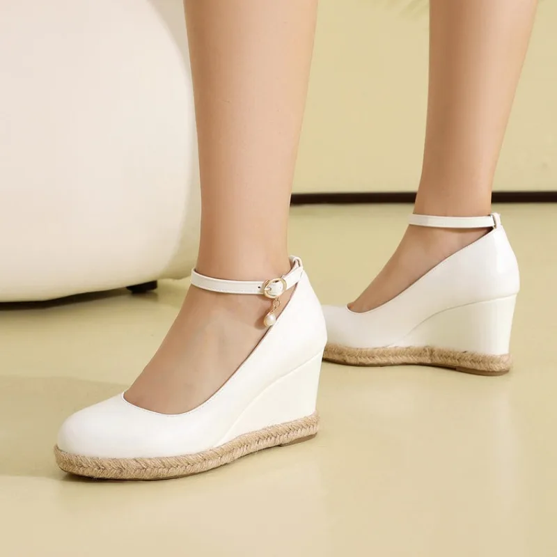 Women's New Wedge Shallow Mid-Heel Plus Size Single Shoes for Autumn