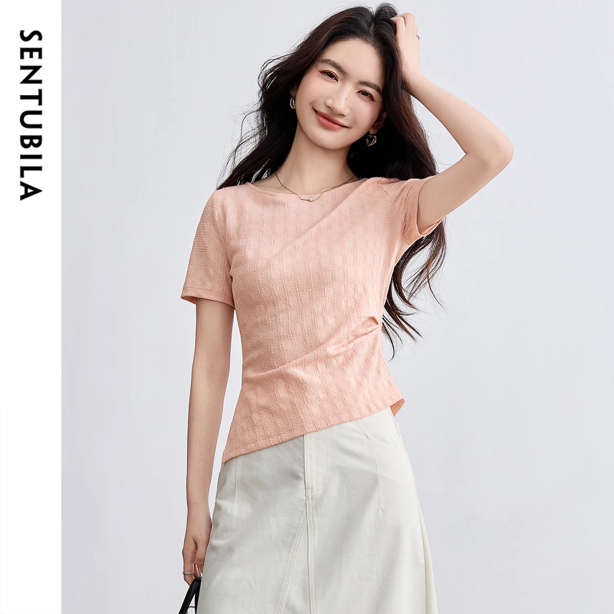 

SENTUBILA Lace O-Neck Shirt 2025 Summer New Elegant Commuting Waist Side Pleated Design Slim Fit Top 152SA1727