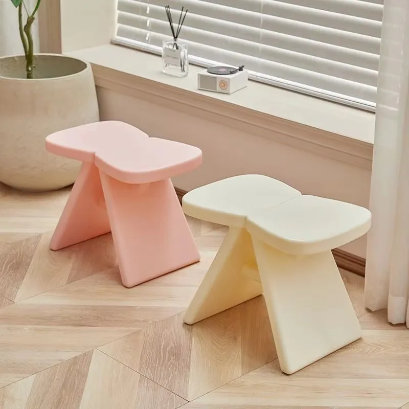 Low Stool Household Living Room Small Stool Modern Simple Bedroom Dressing Stools Creative Plastic Butterfly Stool Shoe Ottomans