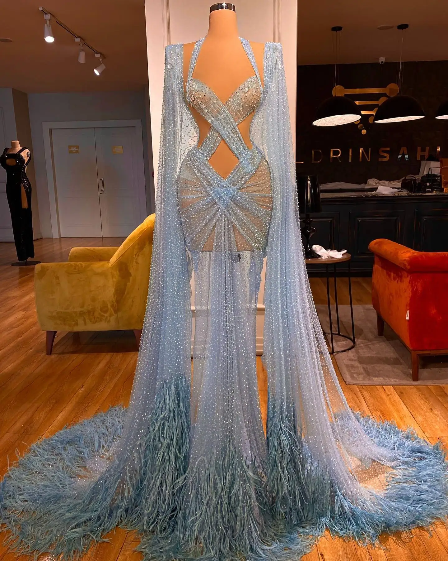 Elegant Light Blue Mermaid Prom ดูผ่าน Feather Sequins ชุดราตรีโอกาส Gowns สำหรับผู้หญิง Plus ขนาด