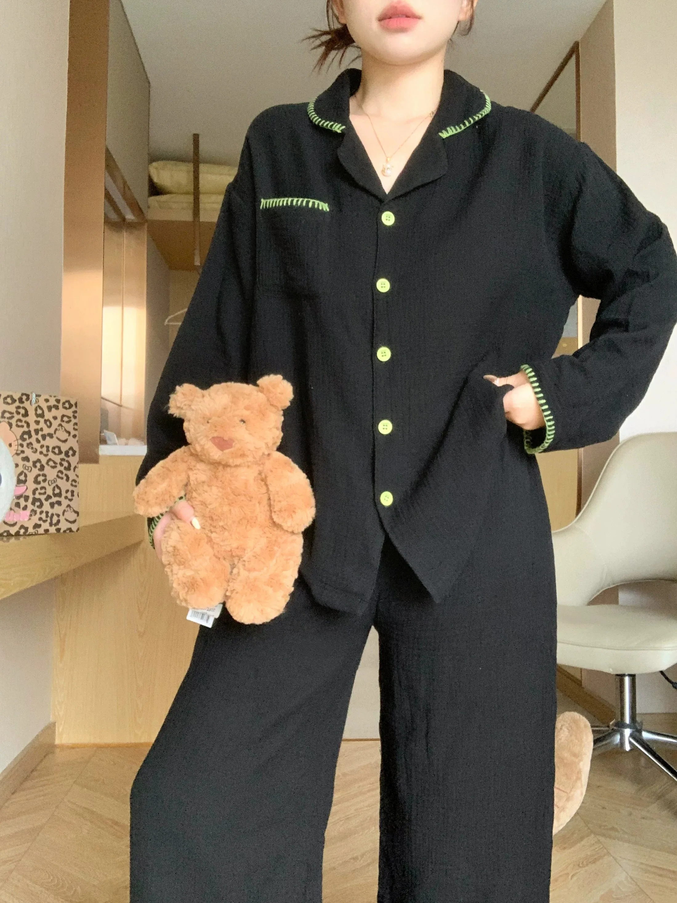 elegant-black-long-sleeve-cotton-nightgown-women's-home-wear-set-simple-design-comfortable-fit-spring-autumn-new-style