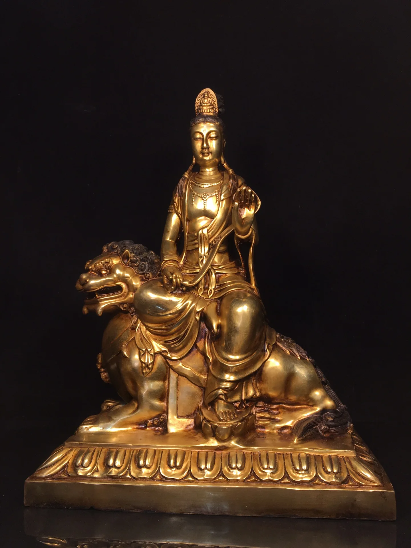 

18"Tibetan Temple Collection Old Bronze Gilded Cinnabar High Relief Manjusri Bodhisattva Sitting Buddha Mount Worship Hall