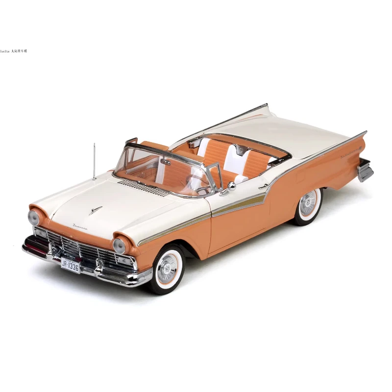 1:18 Scale 1957 Fairlane Diecast Alloy Foldable Top Retro Car Model Toys Fans Classical Vintage Vehicle Gifts Collection Display