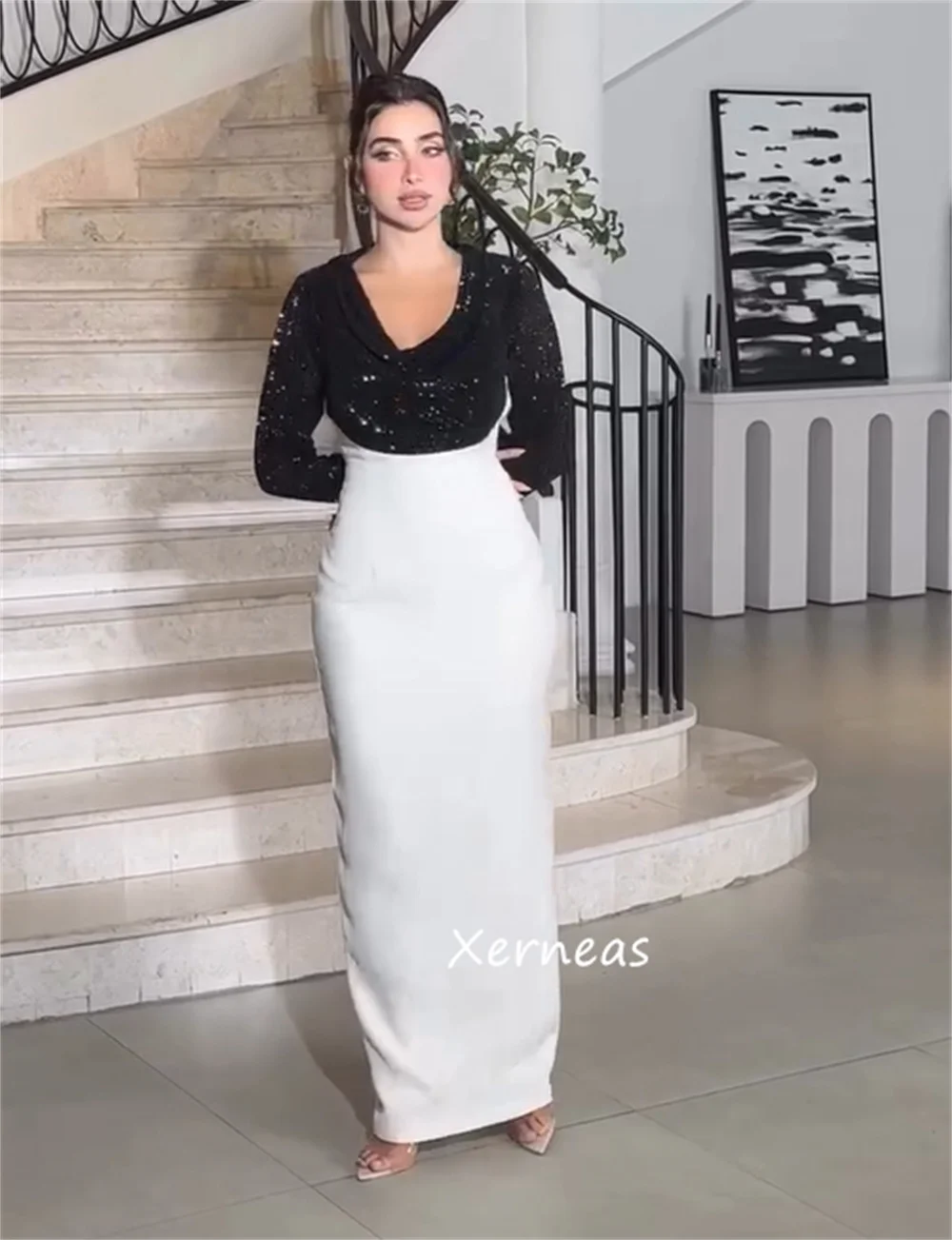 ชุดเดรสยาวคอวีทรงตรงจับจีบแบบเจอร์ซีย์คุณภาพสูงสั่งตัดได้สำหรับโอกาสพิเศษ งาน Quinceanera มีไซส์ให้เลือก