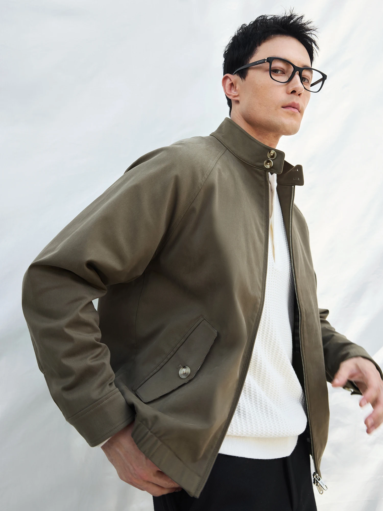 سترة رجالية جديدة للخريف، ياقة أمريكية غير رسمية بلون سادة، سترة علوية قصيرة للأعمال