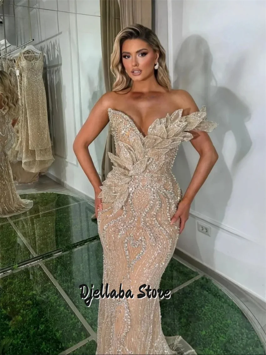 

New Champagne Prom Dresses 2025 Floor Length Beaded Crystals Evening Dresses Formal Birthday Party Gowns Customized