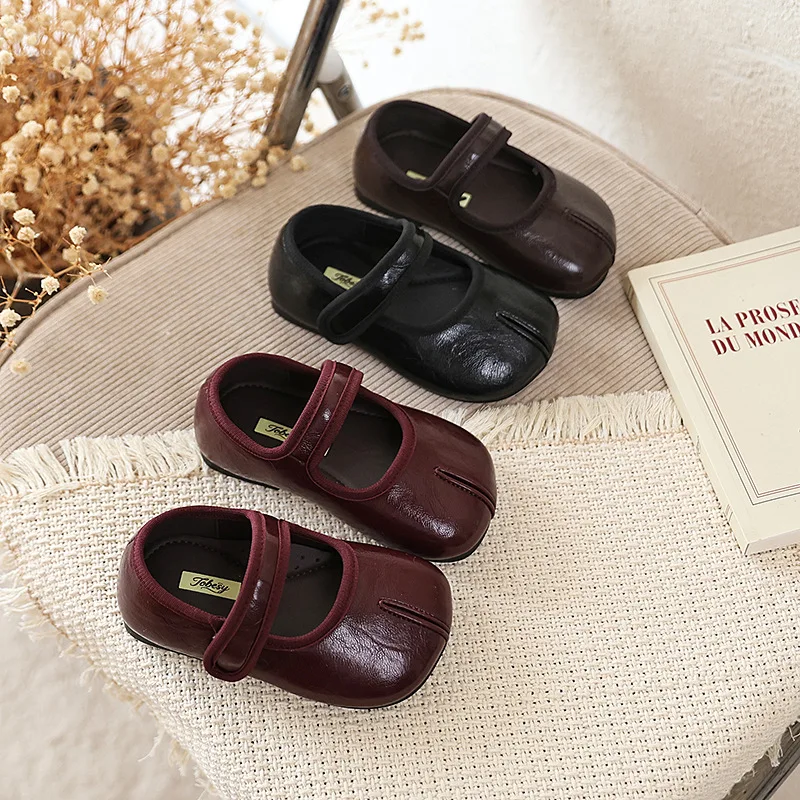 French Split-toed PU Leather Shoes Spring Autumn New Fashion Girls Shallow Mouth Princess Shoes Soft Sole Loafer Flats Shoes