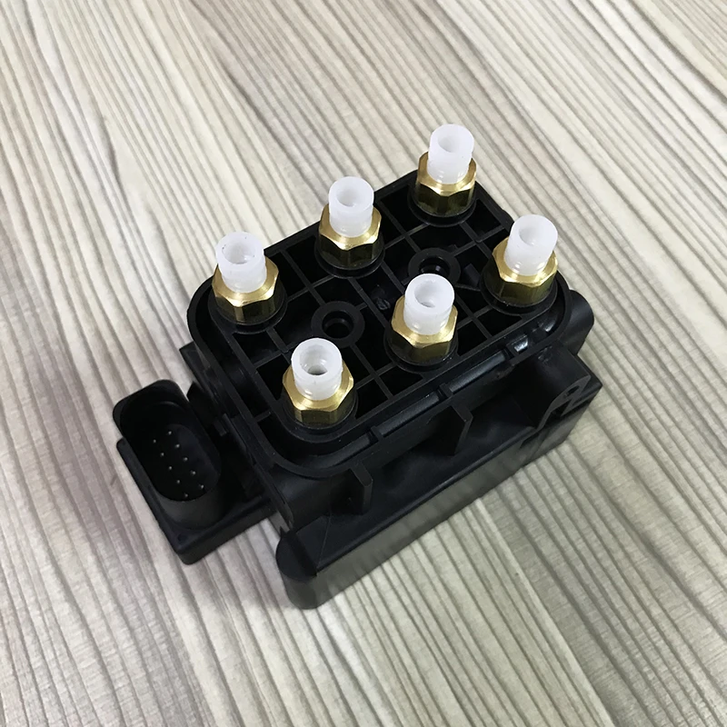 صمام لولبي 1pc 7L0698014 Air Suspension Compressor Solenoid Valve Block For Audi Q7 Continental Porsche Cayenne VW Touareg Height Control الهواء المضغوط — تفصيل 4