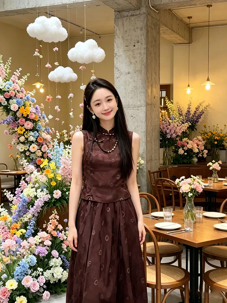 

Elegant Vintage Chinese Style Summer Outfit for Women Sleeveless High Waist Skirt Set Slimming Aesthetic Button Detail