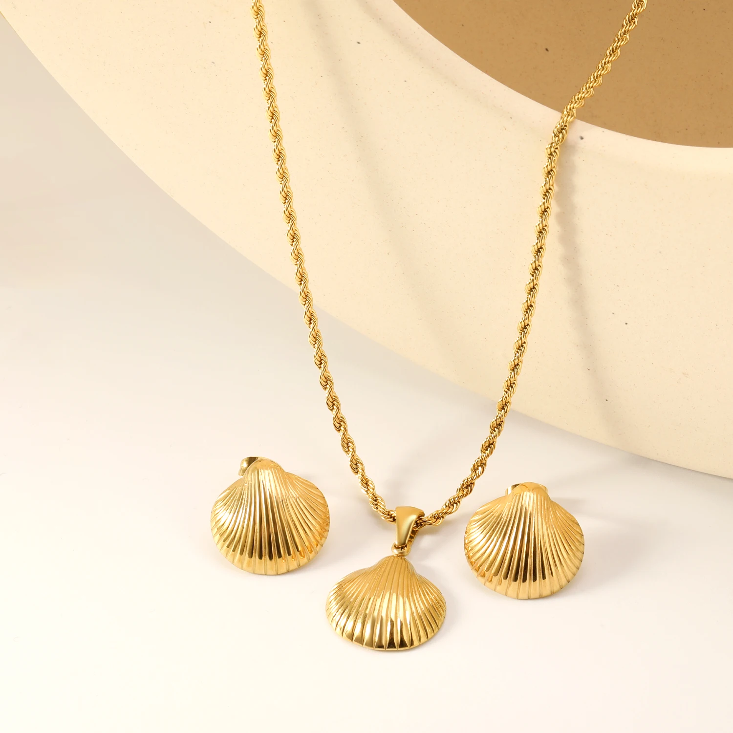 Trendy Conch Shell Pendant Necklaces & Earrings Set, Elegant Jewelry