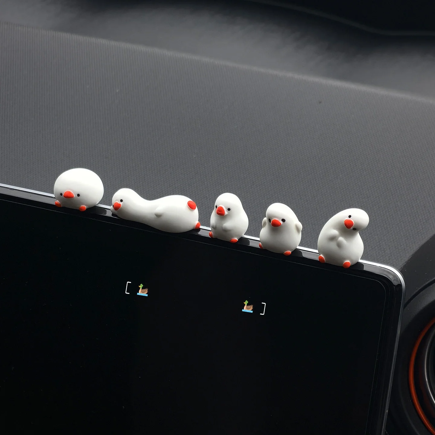 5 PCS Set of Flat Duck Car Ornaments, Complete Set of Cute Duck Decorations, Center Screen Car Interior Decorations