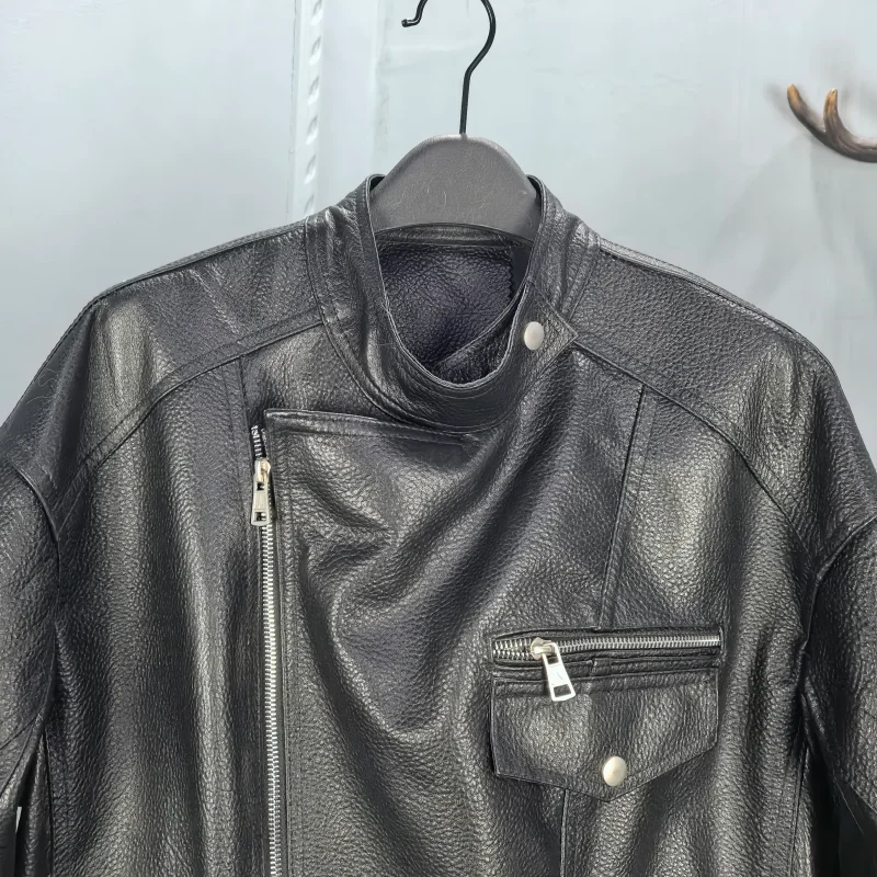 2026 春の新作ファッショナブルな女性のシープスキンレザージャケットスタンドカラーモーターサイクルスレロングスリーブジッパーミッドレングスコート