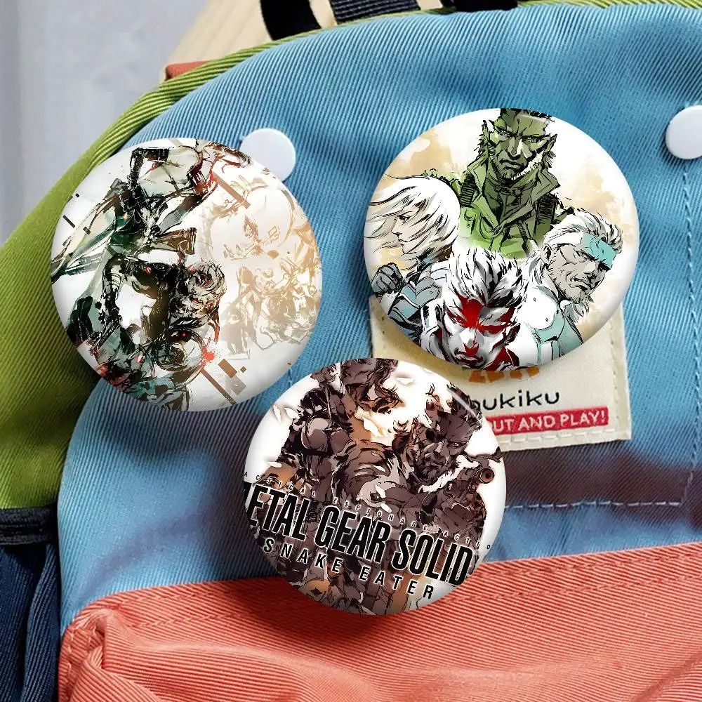 M-Metal G-Gear Solid game Soft Button Pin Bright Printed Icon Gift For Friends Badge Collar Brooch Lapel Pin Metal