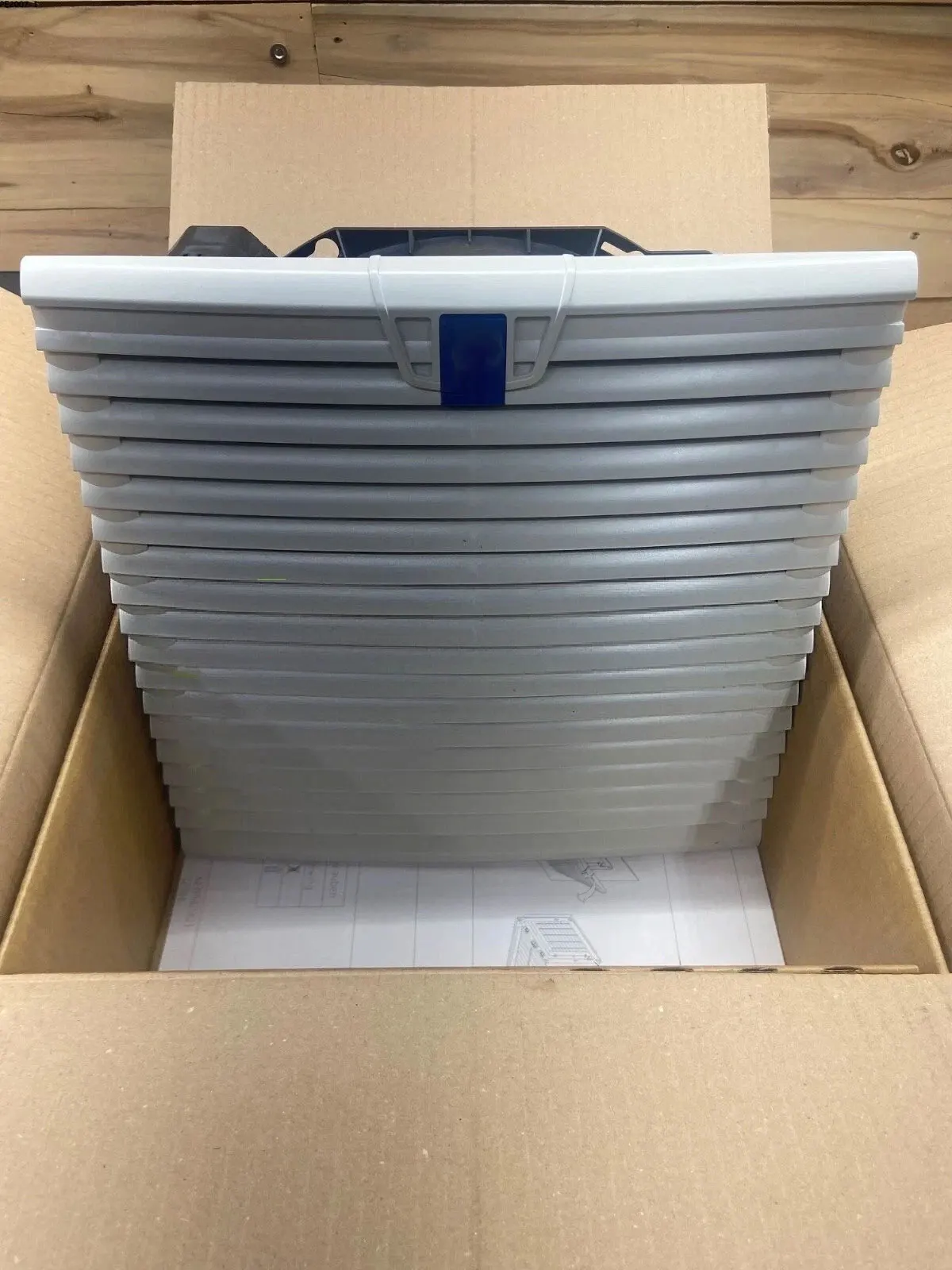 Brand new SK3244.110 SK 3244.110 Cabinet Filter Fan 115VAC 100/145W Fan One-year warranty