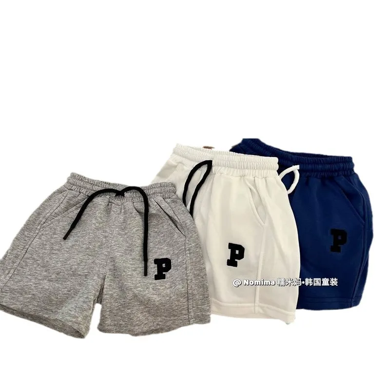 2025 الأطفال السراويل الصيف جديد الفتيان والفتيات رسالة P المطرزة القطن Sweatpants المتوسطة والأطفال السراويل غير رسمية T