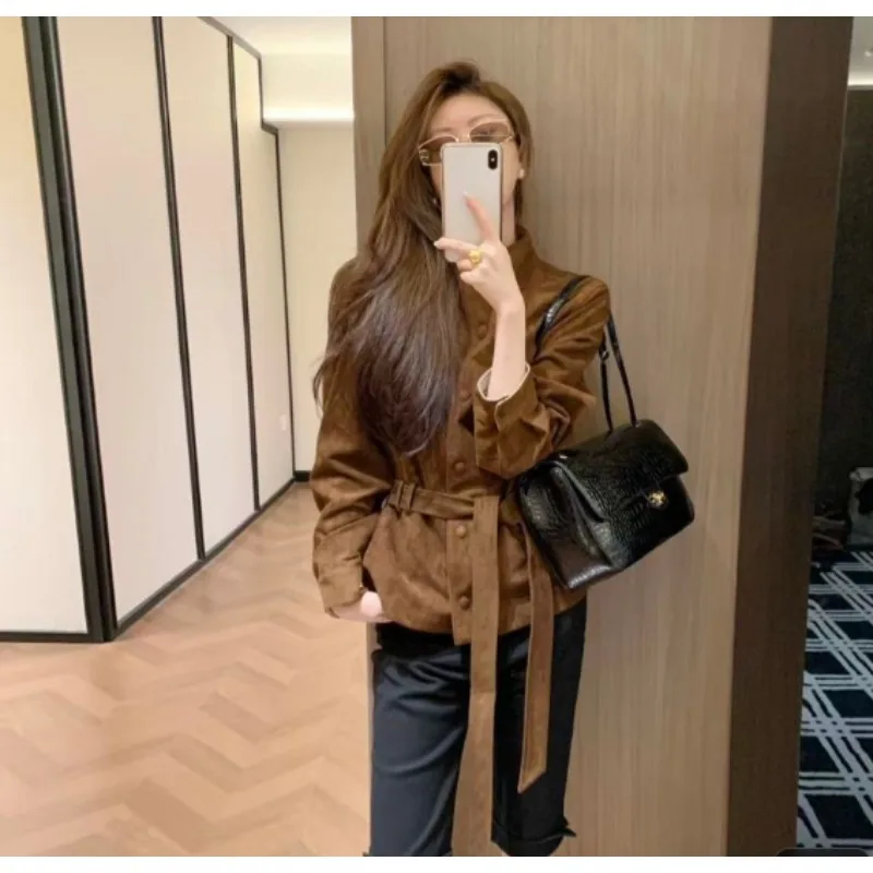 This French Retro and Stylish Brown Suede Waist-cinching Short Coat Stunning Highly Attractive Light Mature Top for Women Autumn