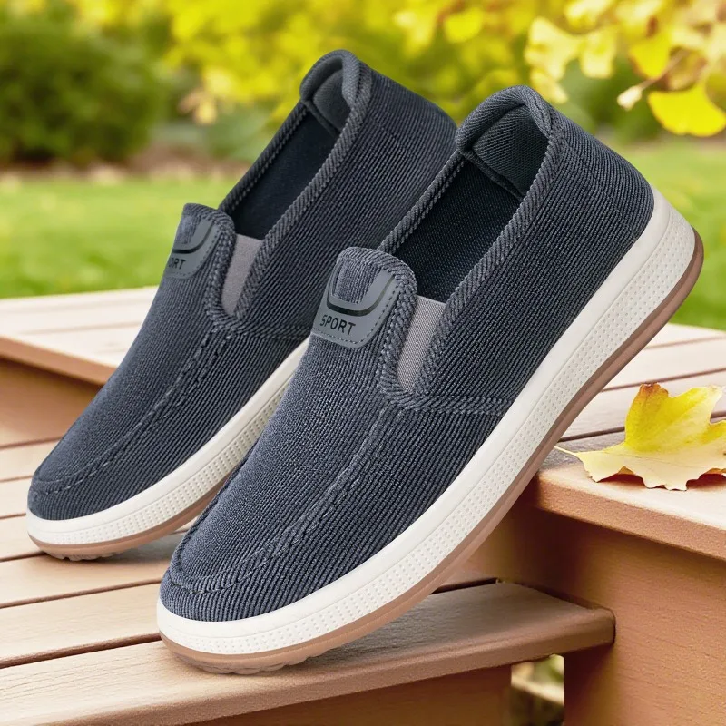 Summer Casual Slip-On man Shoes Outdoor Non Slip Walking Shoes Lightweight Comfortable Soft Bottom Low Cut sports Shoes for man