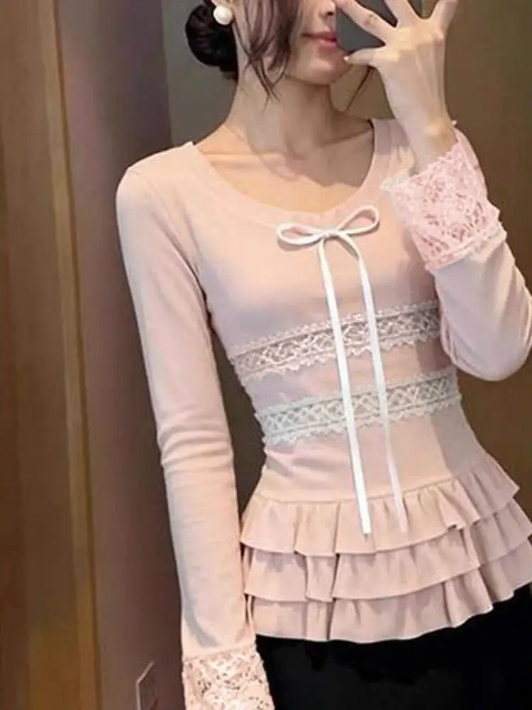 

Pink Sweet Ruffled Tiered Blouse with Lace Trim & Bowknot Women Japanese Sweet Young Girls Kawaii Full Sleeve T-shirts Pullover