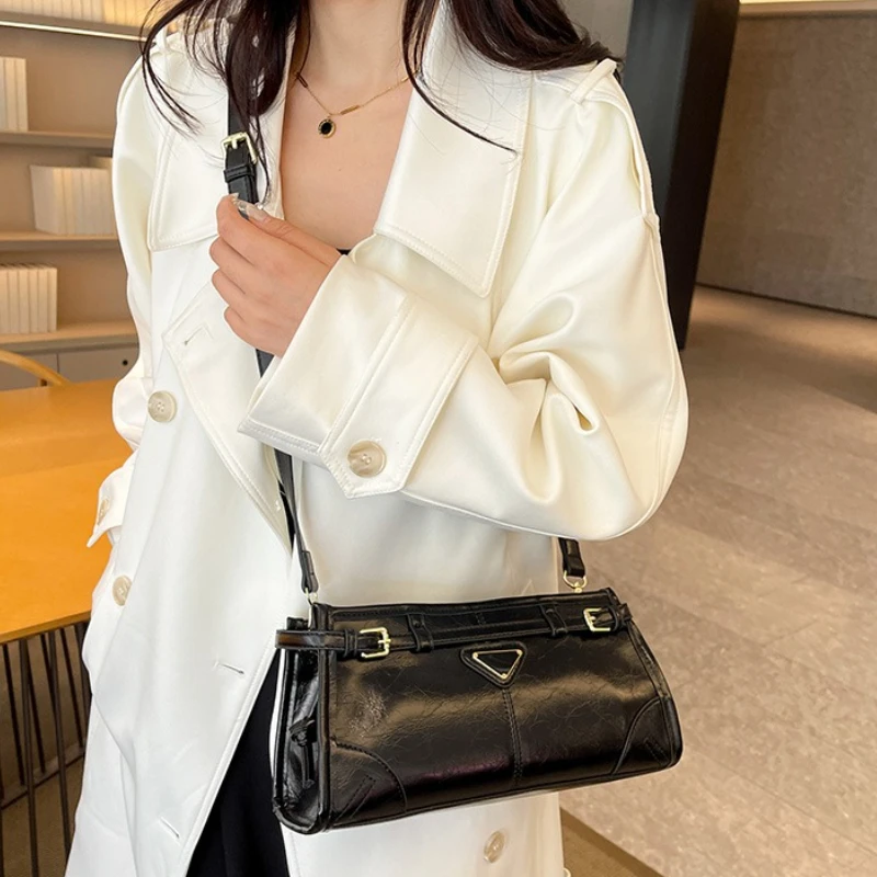 

Sophisticated Crossbody Bag Featuring French Style, Hand-Carry Versatility For Daily Commuter Activities And Needs
