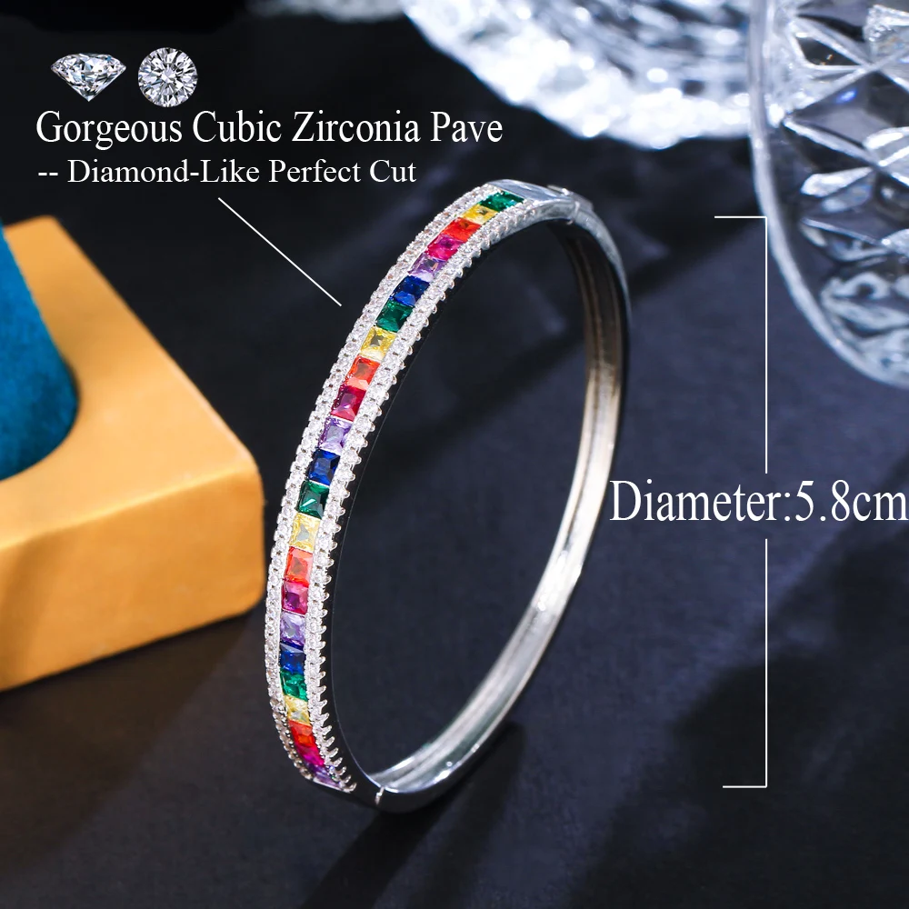 CWWZircons Wunderschöner, glitzernder, quadratisch geschliffener CZ-Armreif mit Weißgoldbeschichtung für Damen, schicker Boho-Sommerschmuck, Großhandel SZ0066 – Detail 1