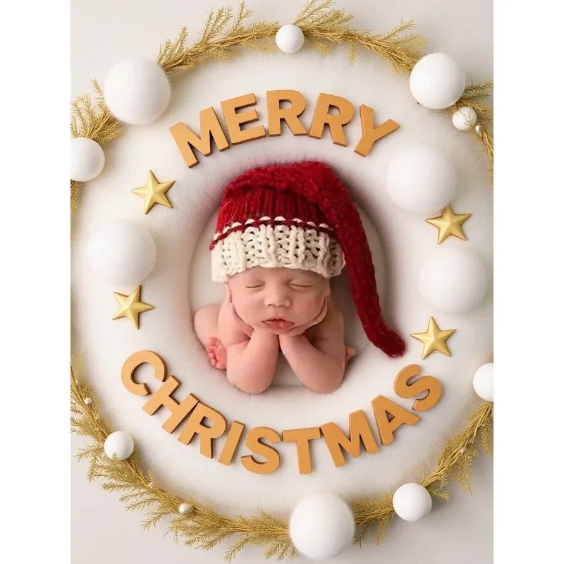 

Christmas Newborn Photo Prop Santa Hat - Hand-Knitted Red Wool Baby Cap for Photoshoot - Soft Studio Santa Outfit (0-3 Months)